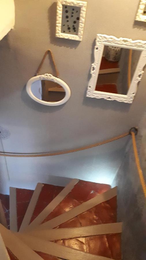 Les Mirabelles Chambres D'Hotes Sisteron Zewnętrze zdjęcie